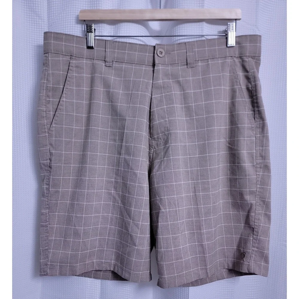 Hang Ten Beige Plaid Hybrid Casual Board Shorts Men's size 30